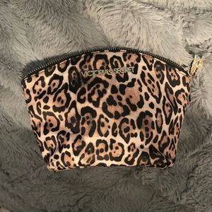 VS cosmetic bag